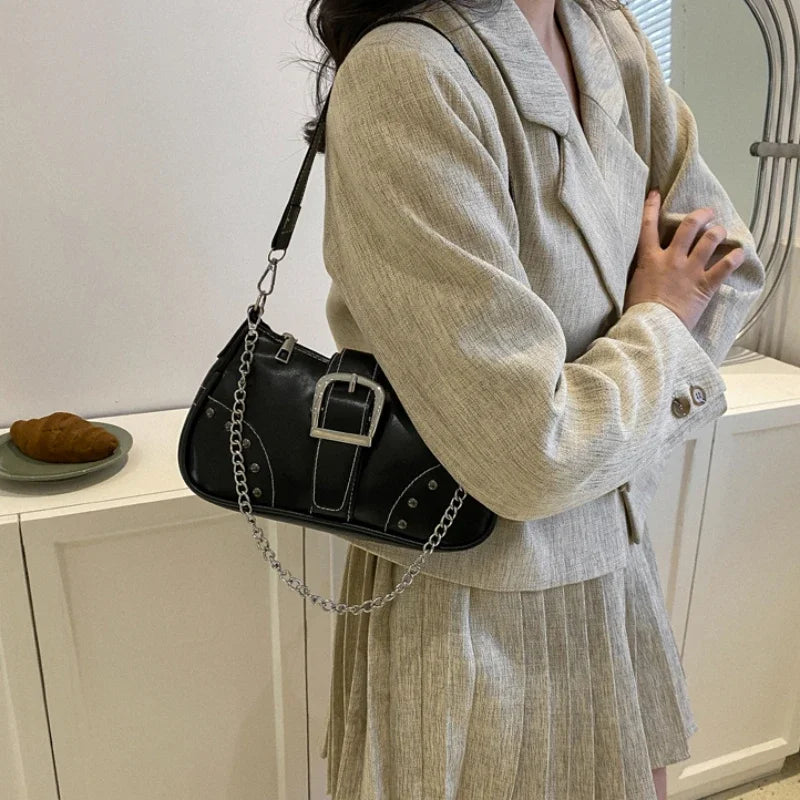 Vintage Rivet Women's Shoulder Bag